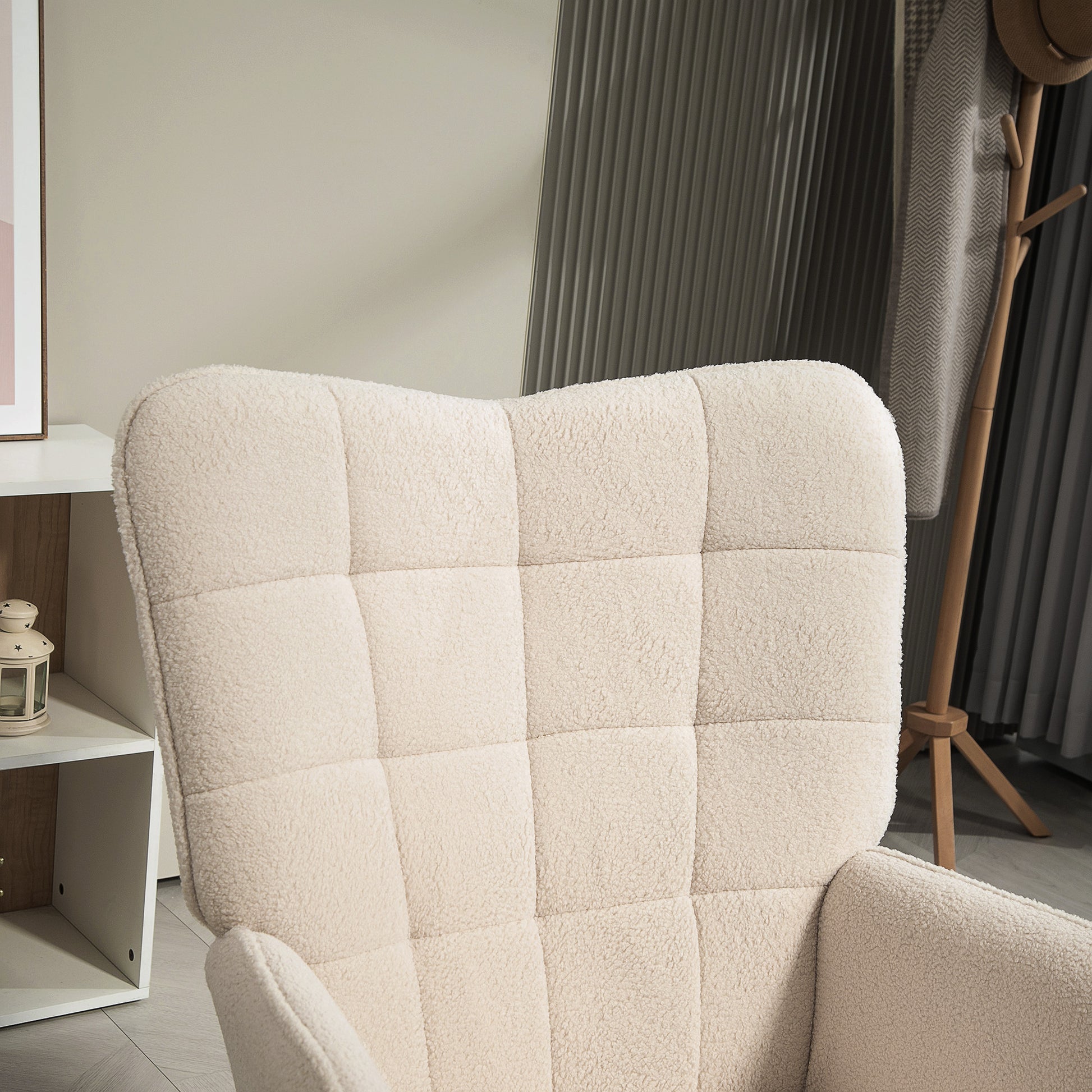 HOMCOM Modern Accent Chair, Upholstered Tufted Wingback Armchair with Seat Padding, Teddy Fleece Leisure Lounge Bedroom Chair with Wood Legs, Cream White - ChairwayUK