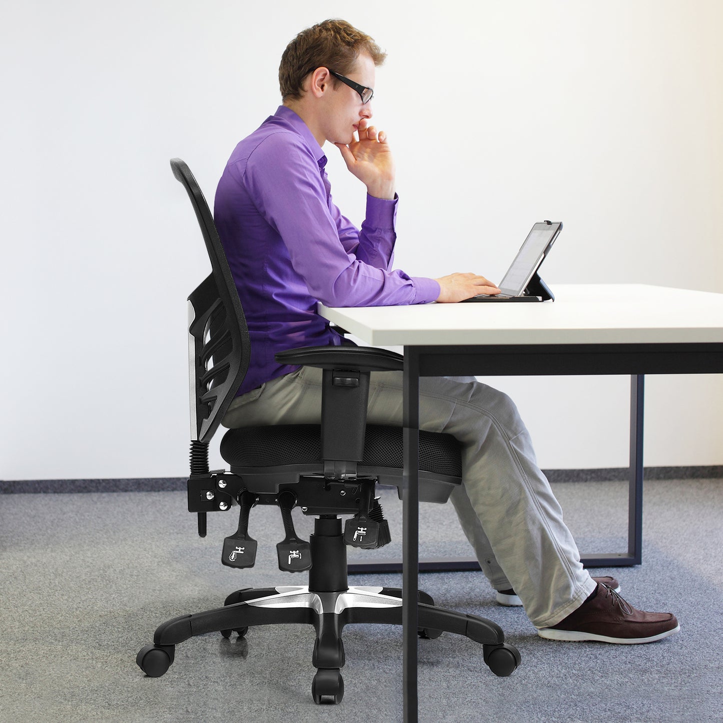 Ergonomic Mesh Office Chair