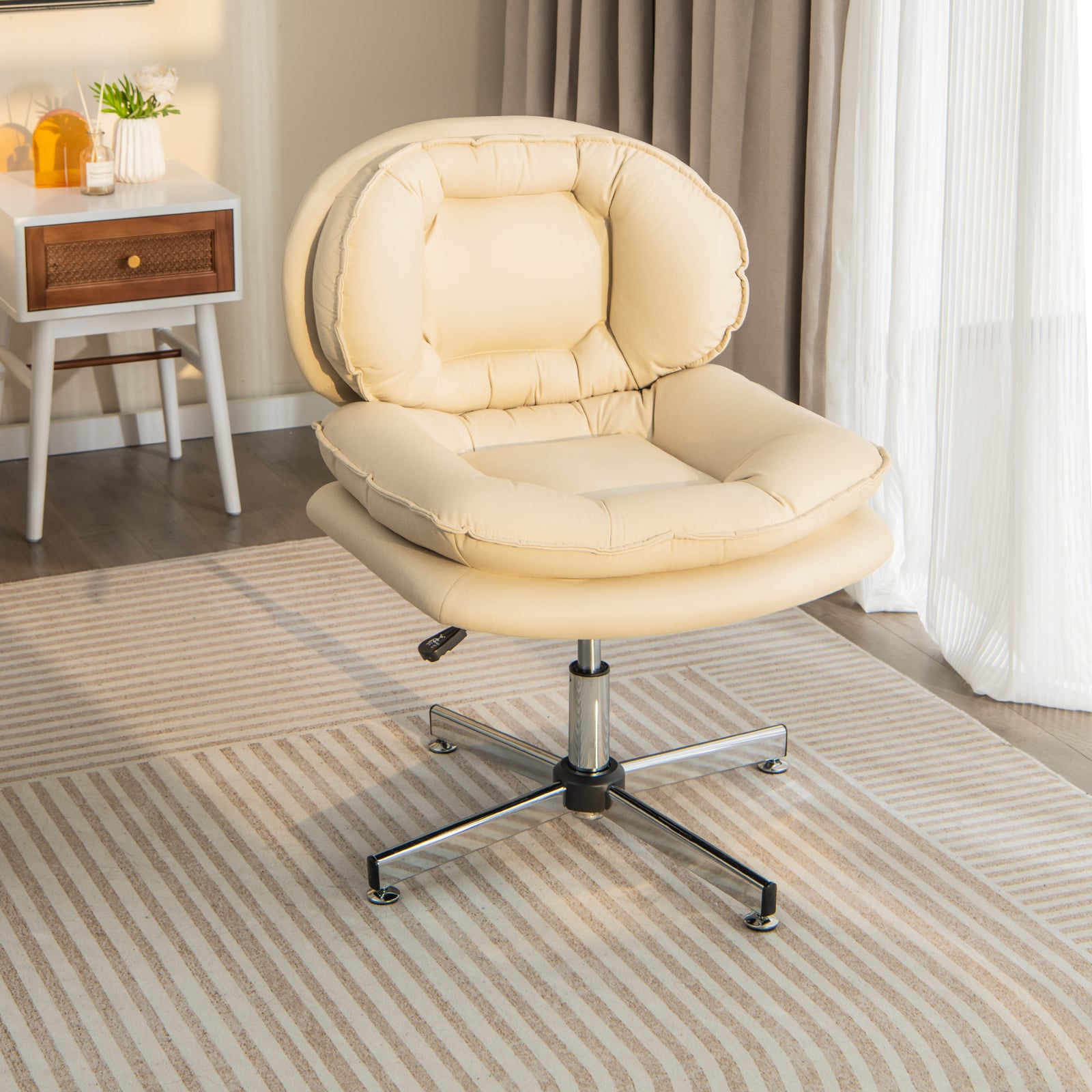 Beige Upholstered Home Office Desk Chair with Double Padded Back and Seat 360° swivel seat  Height adjustable (43–53 cm) with  Heavy-duty gas lift Anti-slip foot pads Lifestyle