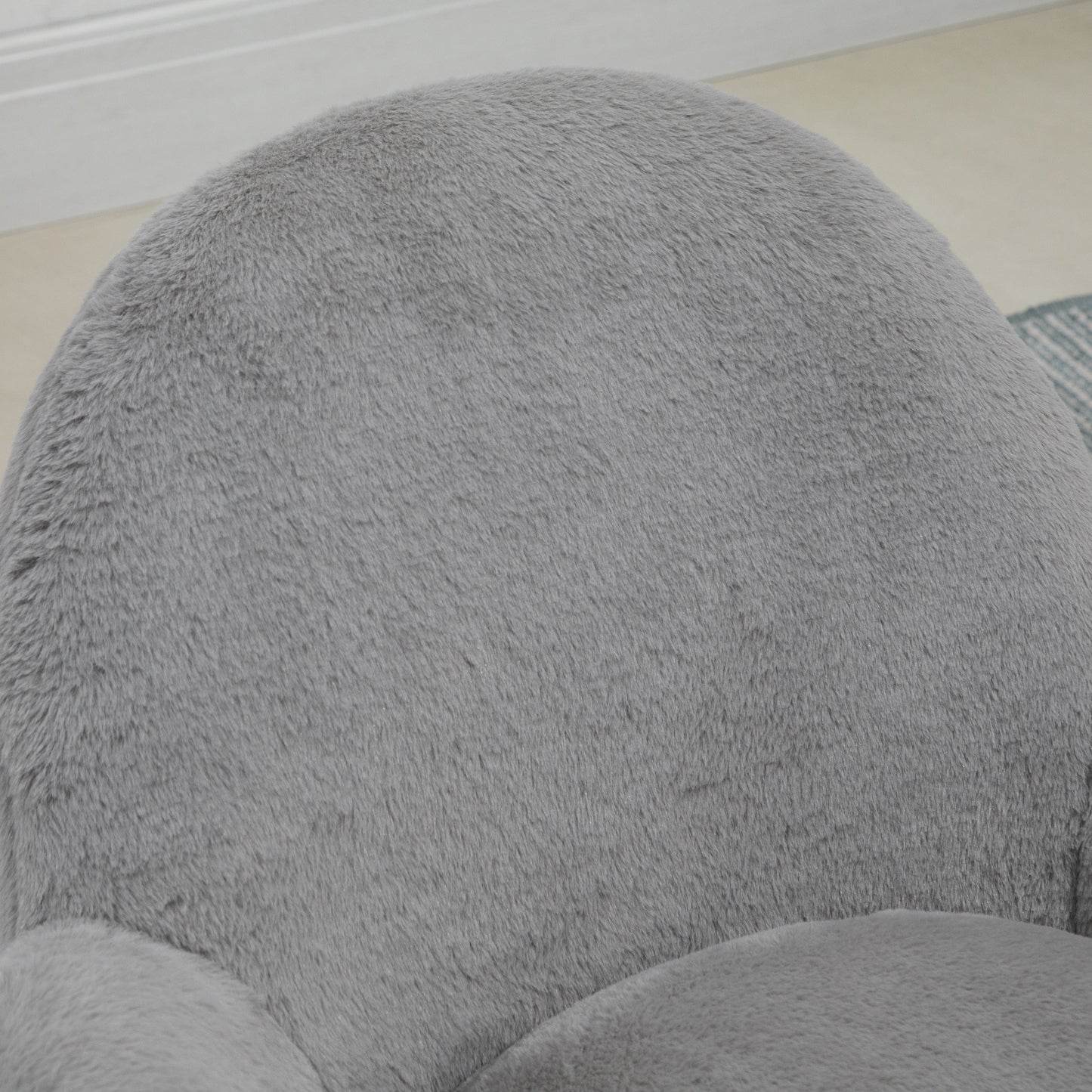 HOMCOM Fluffy Leisure Chair